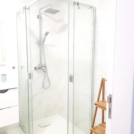 Modern In 67m² With Shared Pool 아파트
